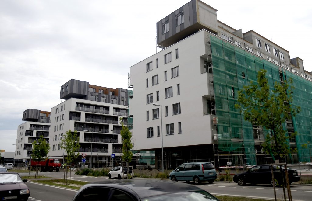 byty, Bratislava, výstavba