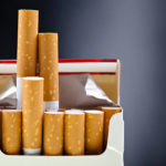 Cigarety budú opäť drahšie, zrejme už na jeseň na ne porastie spotrebná daň. Týkať sa to má aj elektronických a bezdymových výrobkov