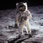 Nikita Slovák: Spochybňujú pristátie človeka na Mesiaci a tvrdia, že Zem je plochá. Čo v ľuďoch úplne potlačilo hlas zdravého rozumu?