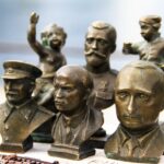 V Rusku pribúdajú pamätníky, ktoré velebia sovietskeho diktátora. Aj takto vyzeral týždeň vojny na Ukrajine