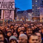 Slovensko spomína na šieste výročie krízy režimu po vražde novinára. Iný americký novinár zbieral lacné body u Putina
